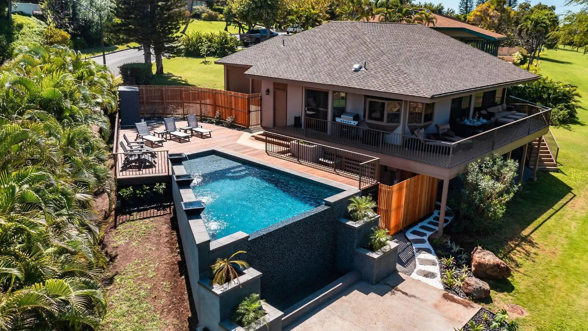 להיינה Kaanapali Hini New Pool - Fully Remodeled - Across The Street From Kaanapali Beach